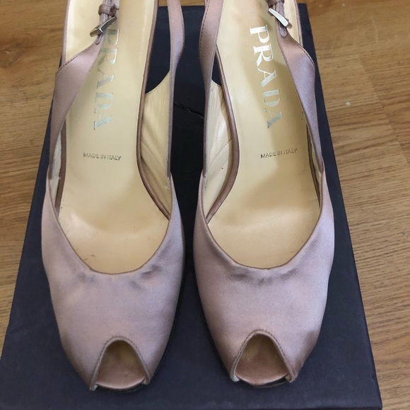 Prada heels - Picture 3 of 6